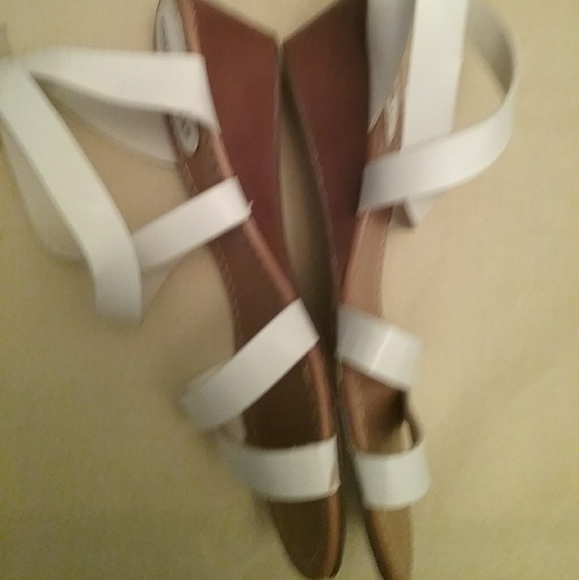 Breckelles Wrap Around Sandals - Picture 2 of 2